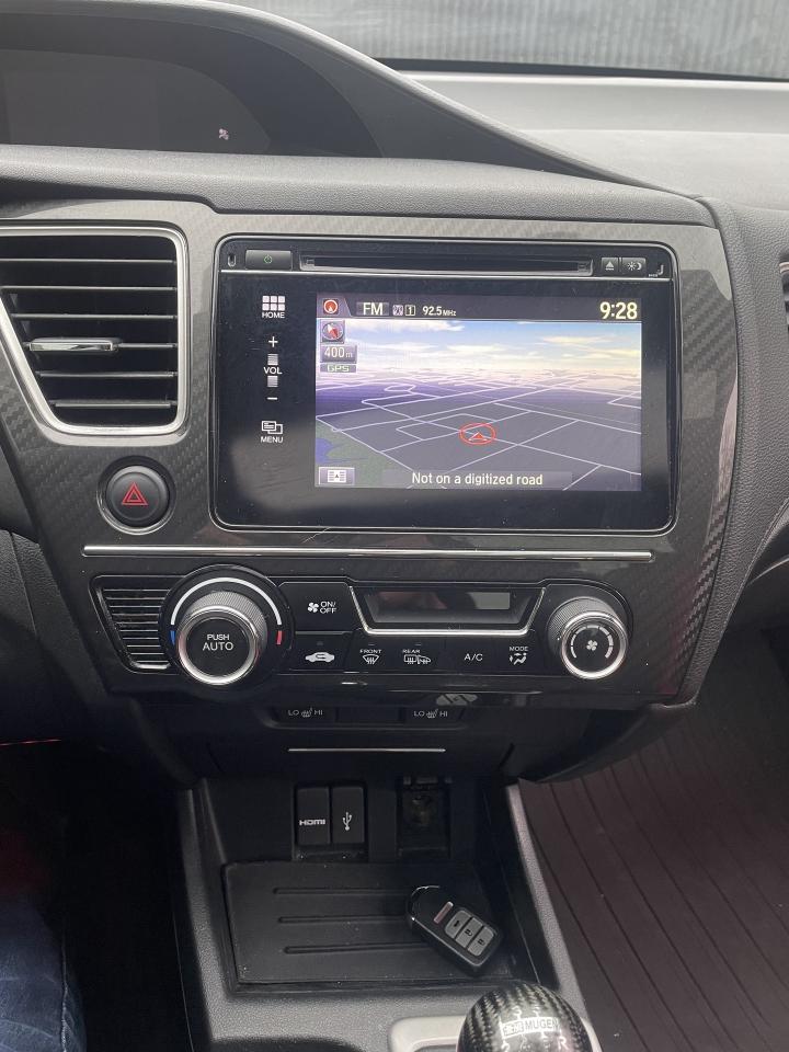 2014 Honda Civic Sedan 4dr Man Si navigation sunroof backup camera Photo