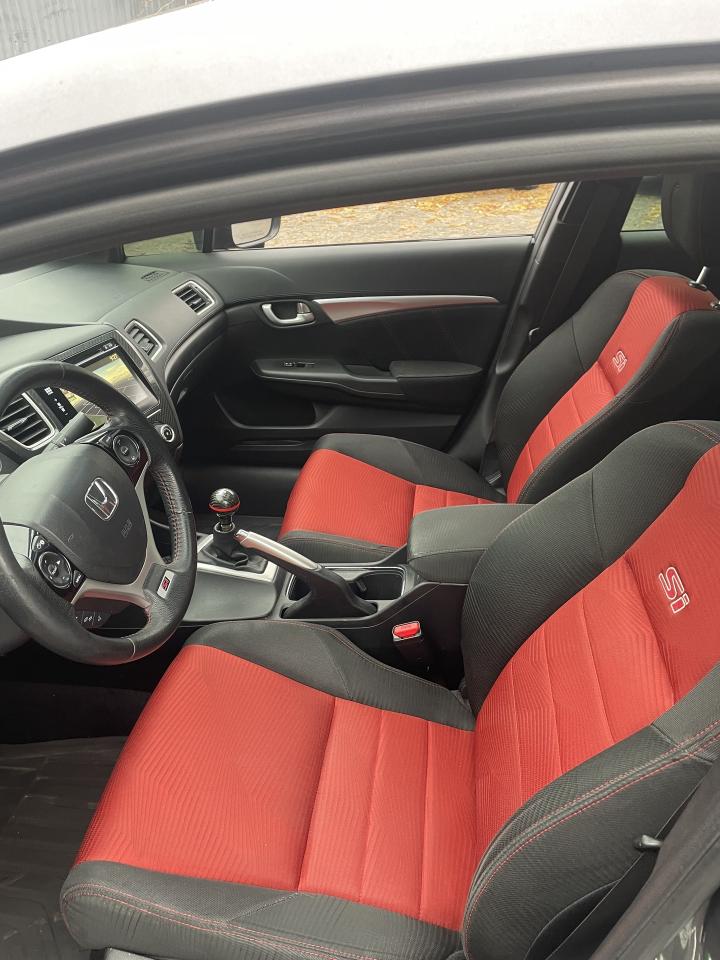 2014 Honda Civic Sedan 4dr Man Si navigation sunroof backup camera Photo