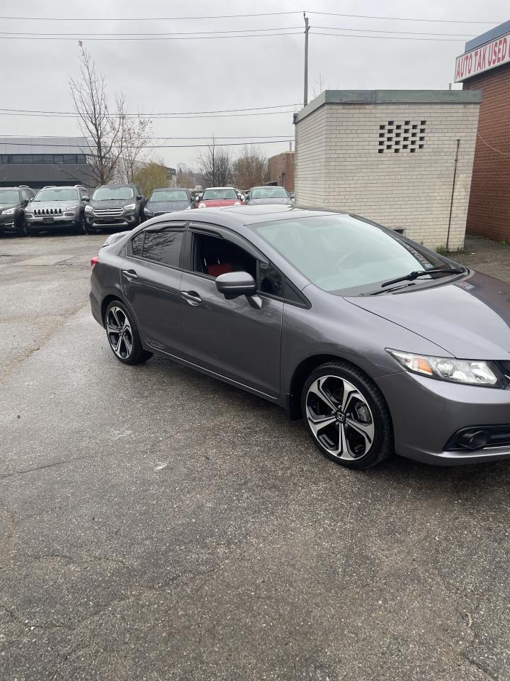 2014 Honda Civic Sedan 4dr Man Si navigation sunroof backup camera Photo