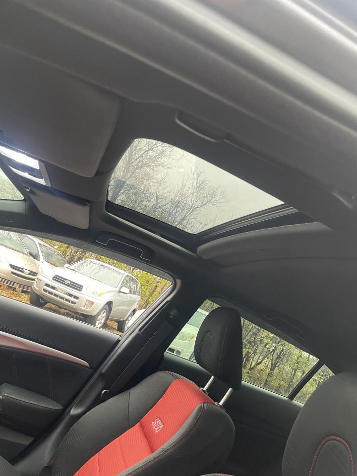 2014 Honda Civic Sedan 4dr Man Si navigation sunroof backup camera Photo