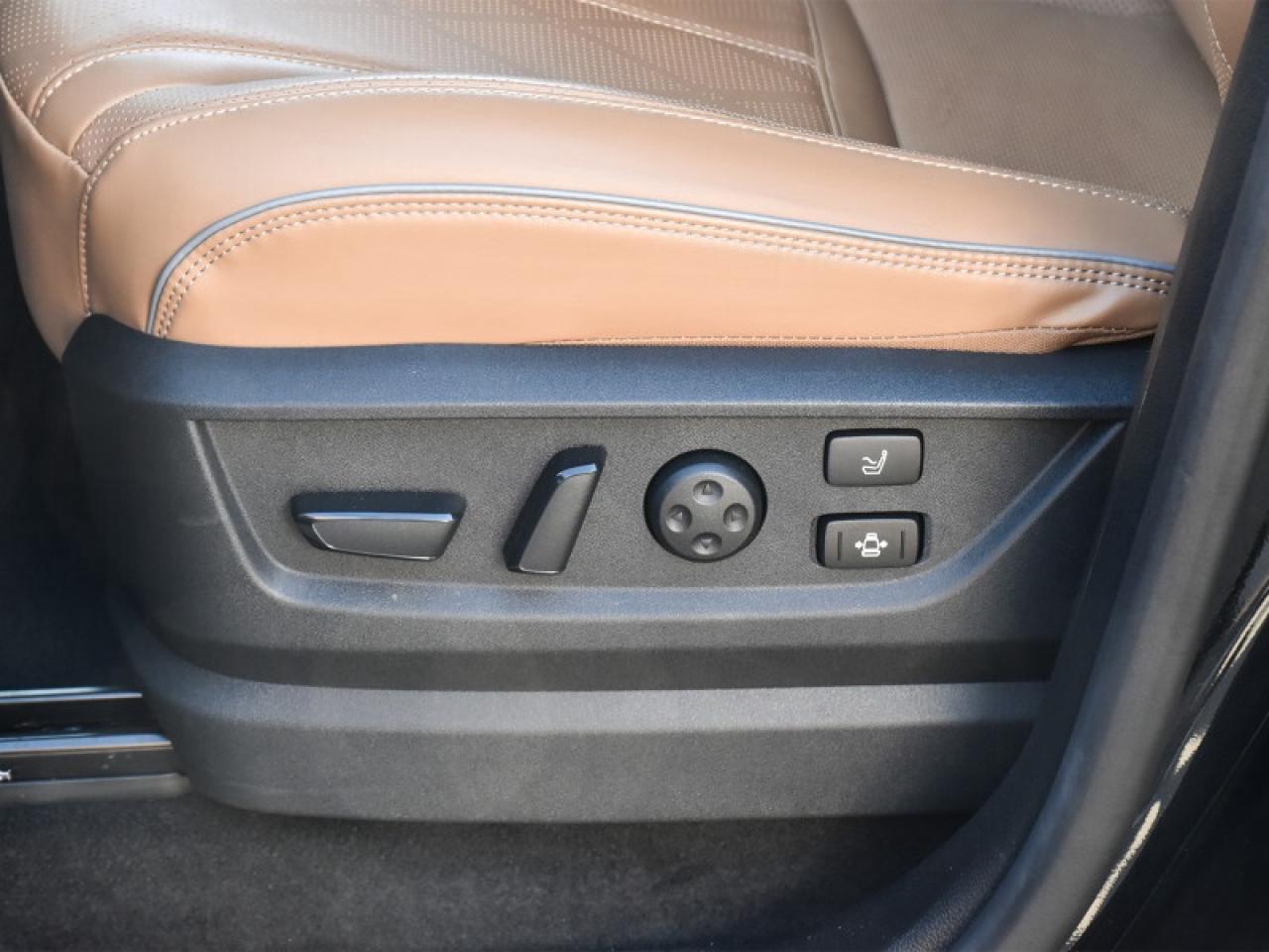 2025 Infiniti QX80 SENSORY AWD-Brown Leather  Navi  Sunroof  Fully Lo Photo