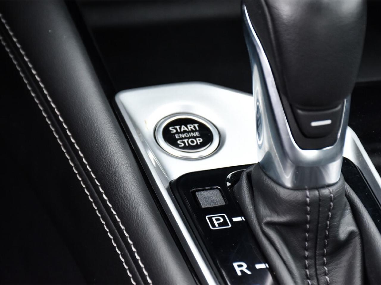 2022 Nissan Altima Platinum AWD-Leather  Navi  Roof  Fully Loaded Photo