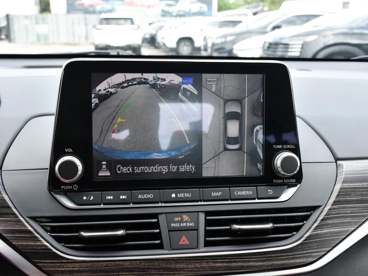 2022 Nissan Altima Platinum AWD-Leather  Navi  Roof  Fully Loaded Photo