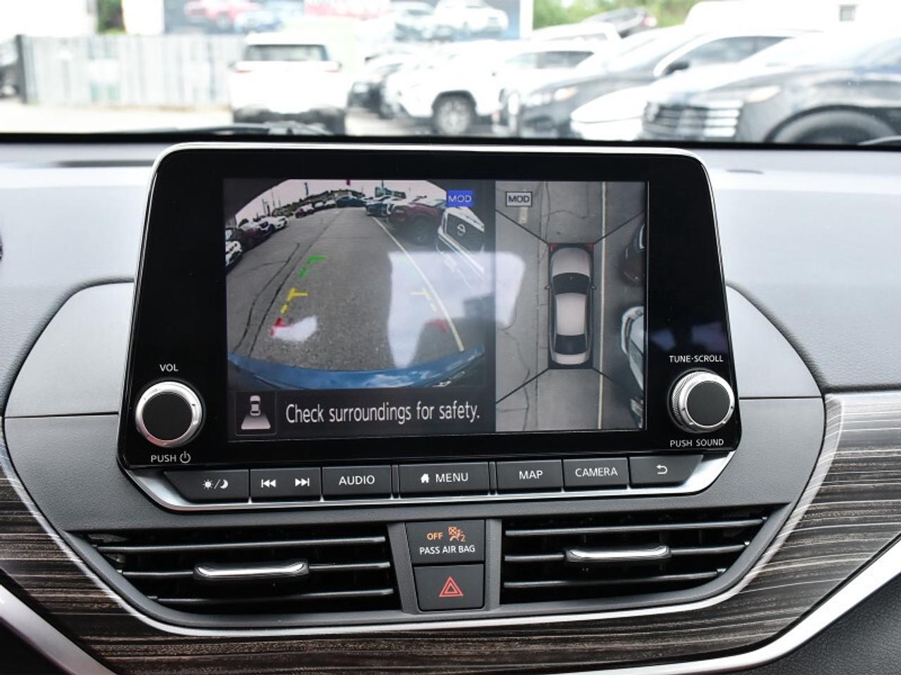 2022 Nissan Altima Platinum AWD-Leather  Navi  Roof  Fully Loaded Photo