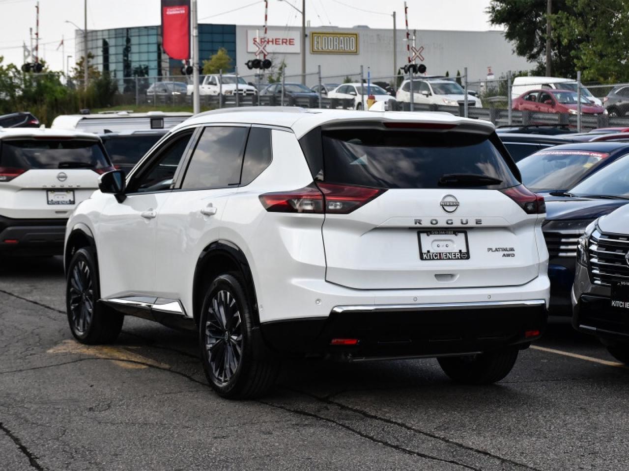 2024 Nissan Rogue Platinum AWD-Leather  Roof  Heads Up Display  Full Photo