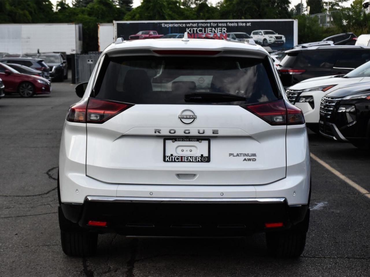 2024 Nissan Rogue Platinum AWD-Leather  Roof  Heads Up Display  Full Photo4