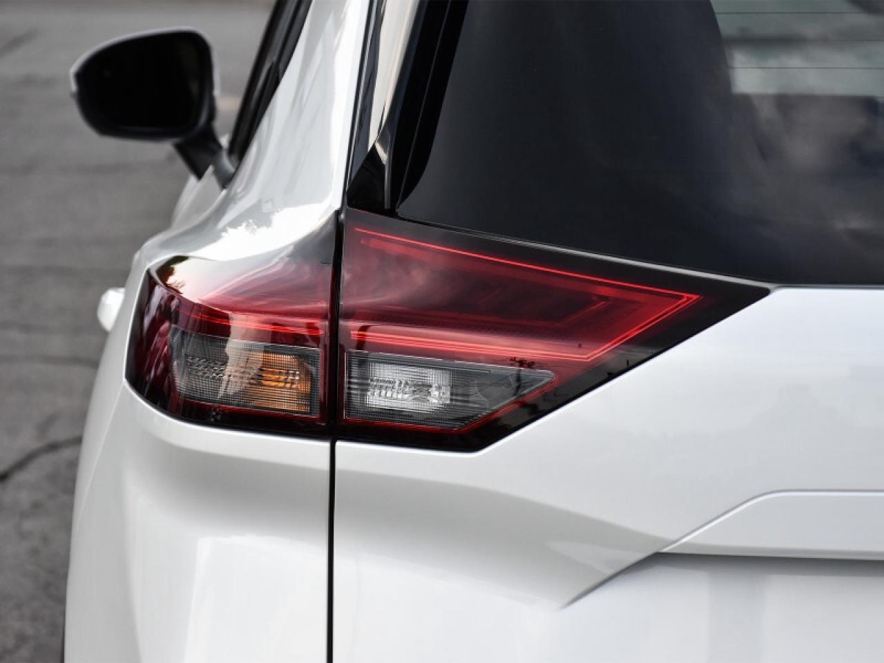 2024 Nissan Rogue Platinum AWD-Leather  Roof  Heads Up Display  Full Photo