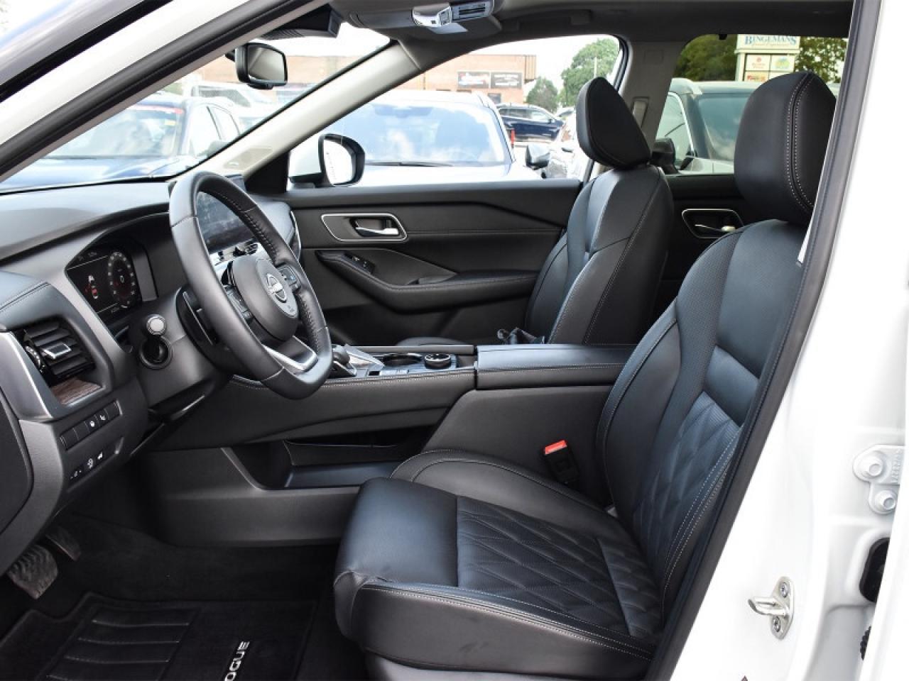 2024 Nissan Rogue Platinum AWD-Leather  Roof  Heads Up Display  Full Photo