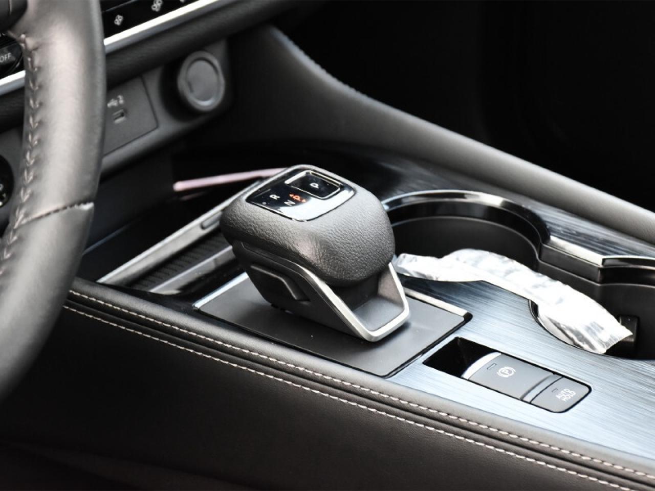 2024 Nissan Rogue Platinum AWD-Leather  Roof  Heads Up Display  Full Photo