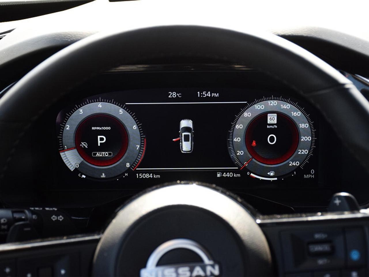 2024 Nissan Pathfinder Platinum AWD-Navi  Captain Chairs  Leather  heads Photo