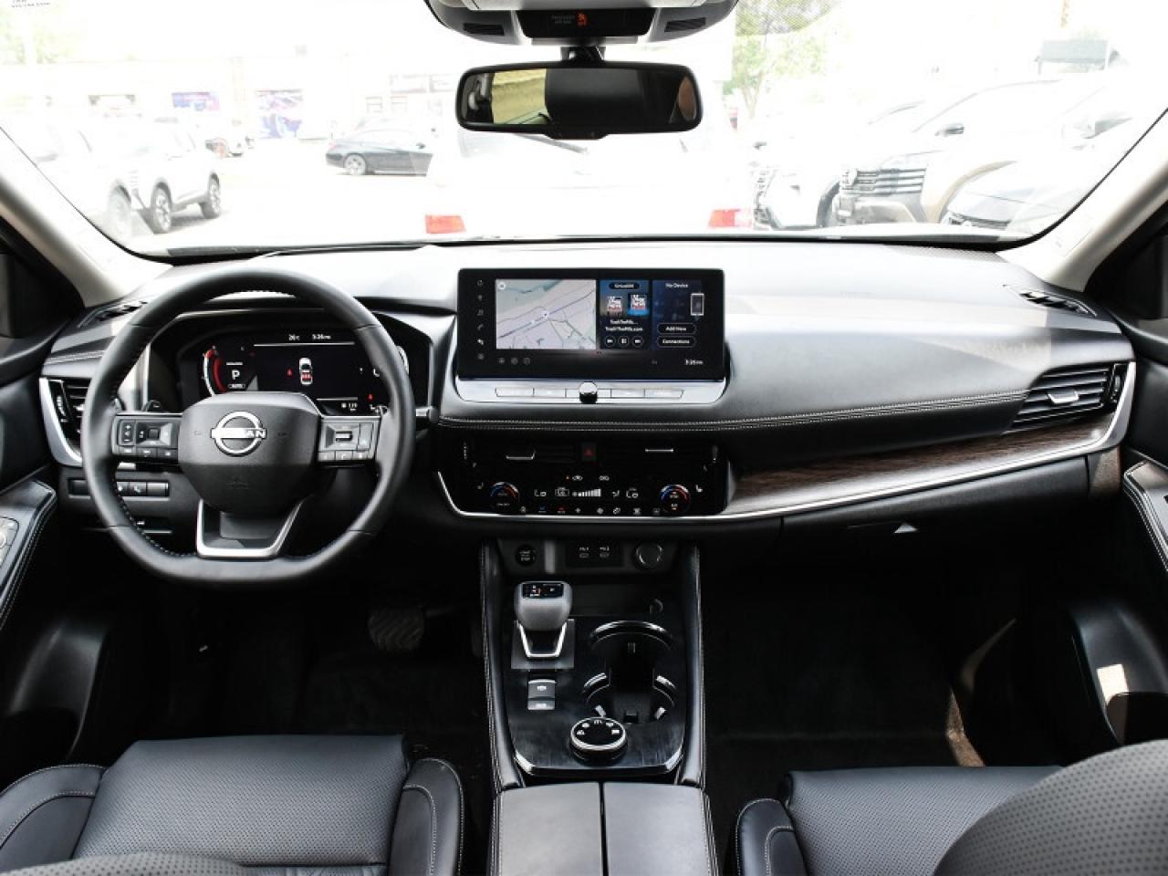 2025 Nissan Rogue Platinum AWD-Navi  Heads Up Display  Leather Photo