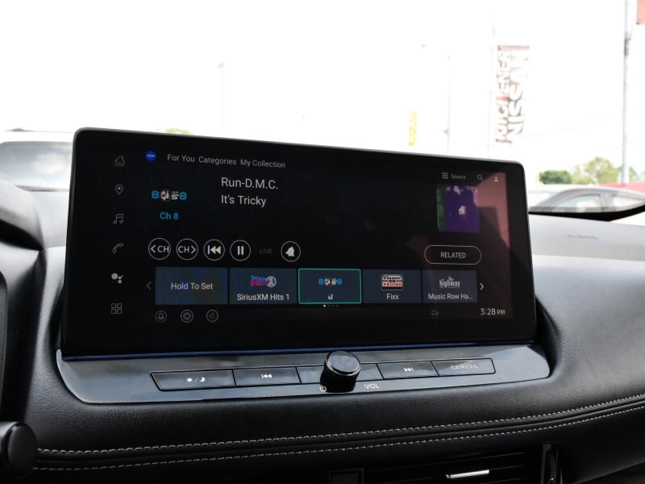 2025 Nissan Rogue Platinum AWD-Navi  Heads Up Display  Leather Photo