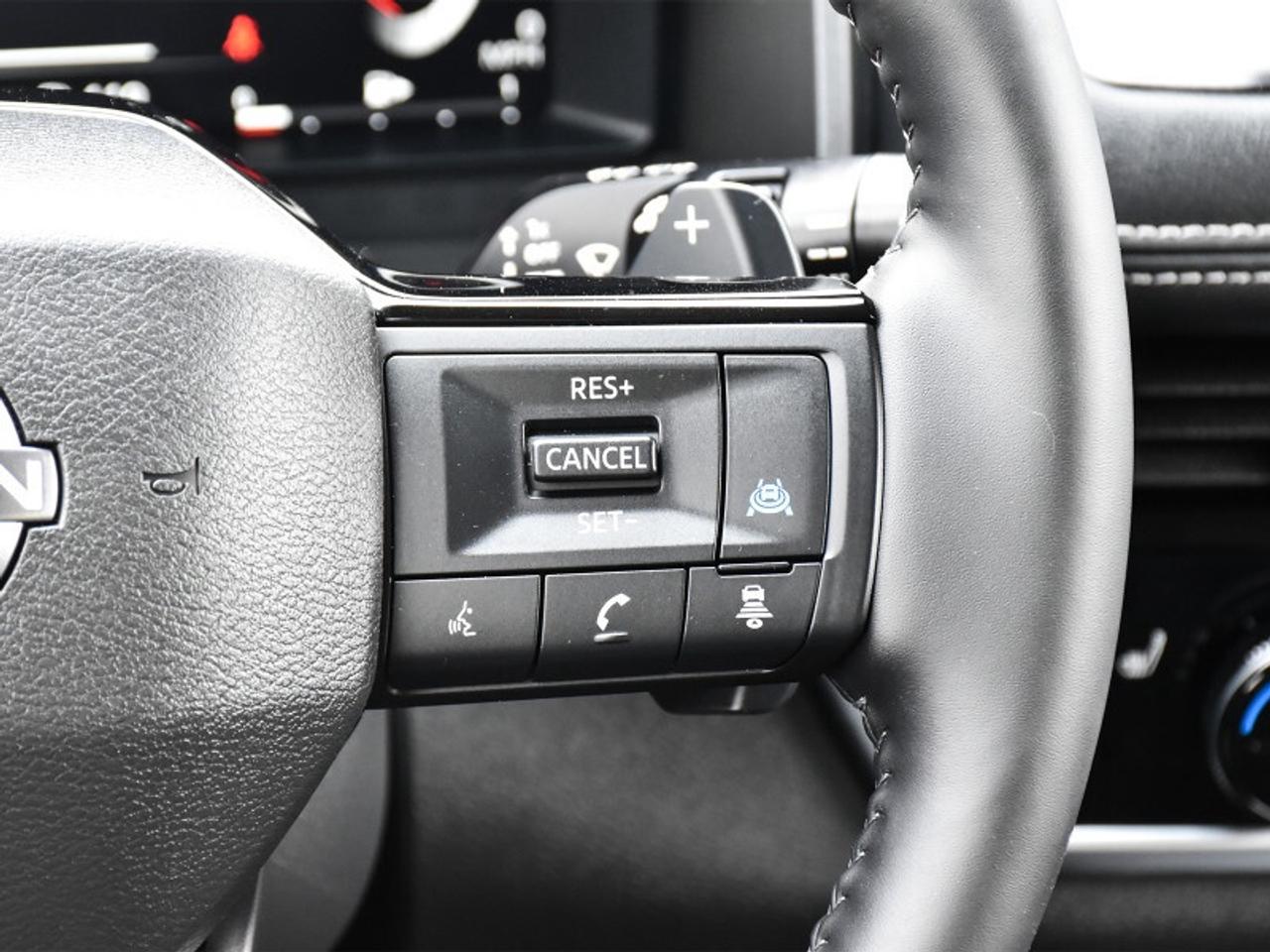 2025 Nissan Rogue Platinum AWD   Leather   Navi   HUD   Pano Moonroo Photo