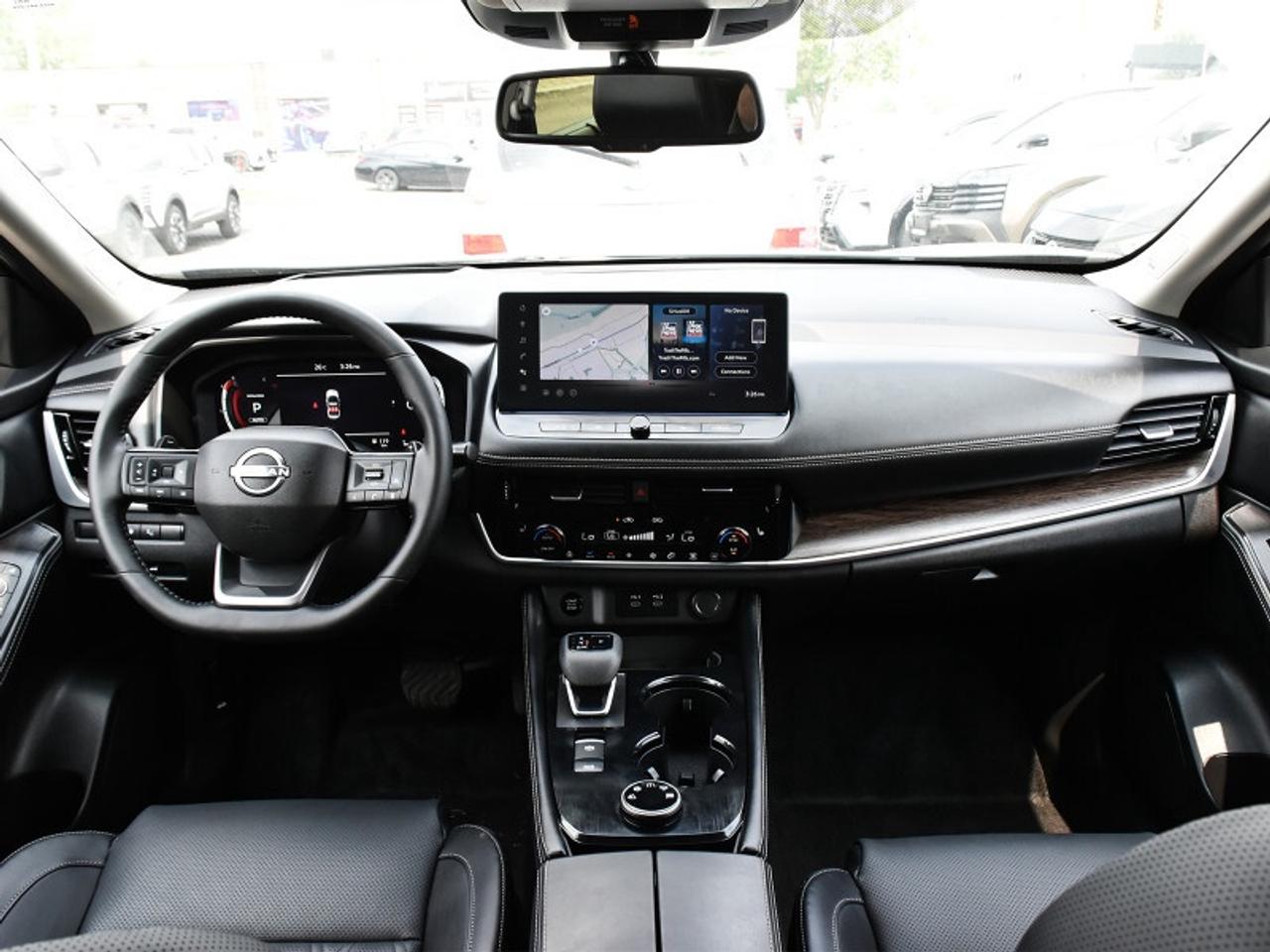 2025 Nissan Rogue Platinum AWD   Leather   Navi   HUD   Pano Moonroo Photo