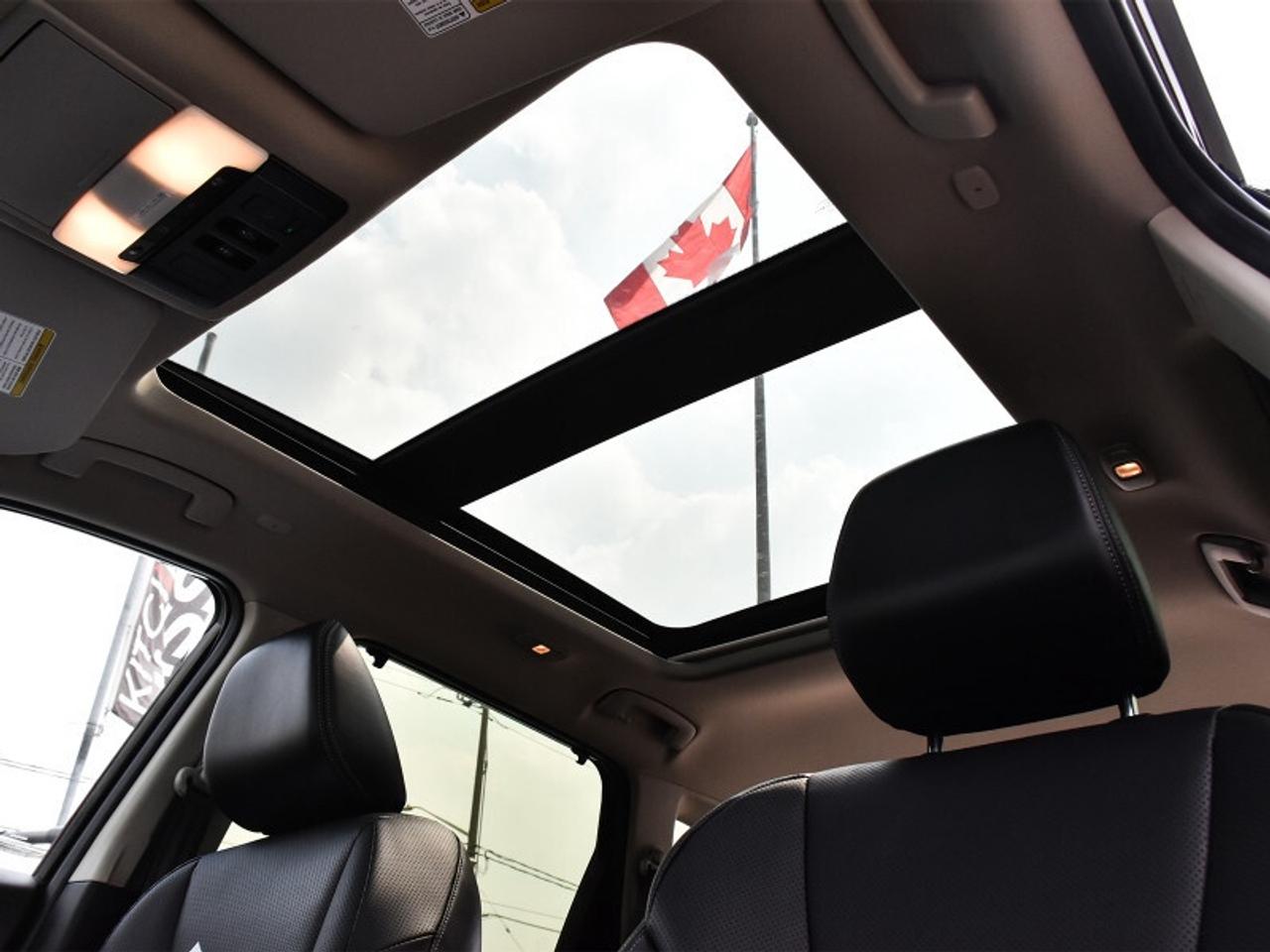 2025 Nissan Rogue Platinum AWD   Leather   Navi   HUD   Pano Moonroo Photo