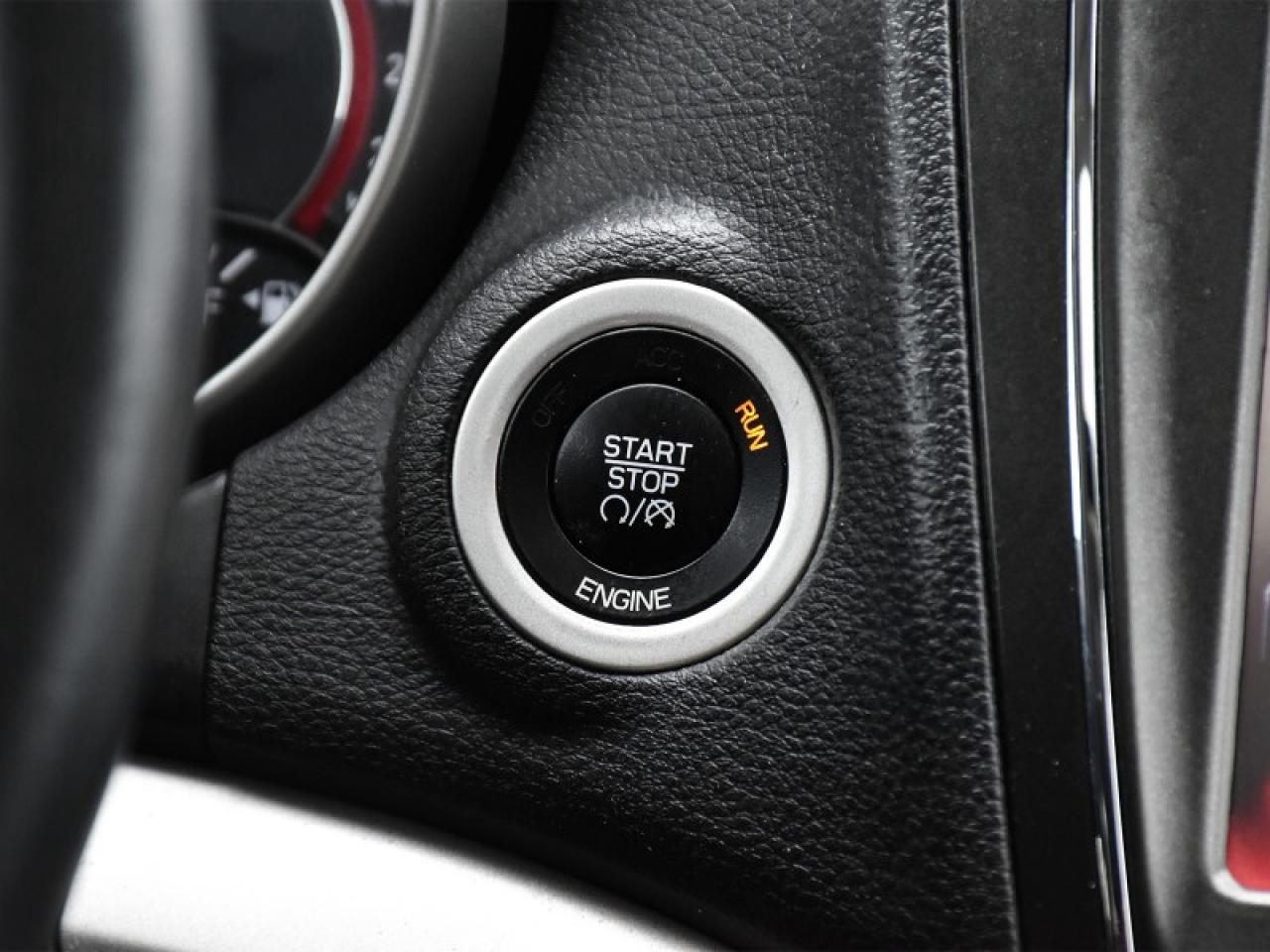 2015 Dodge Journey SXT   7 Passenger   Nav   Sunroof   Remote Start Photo