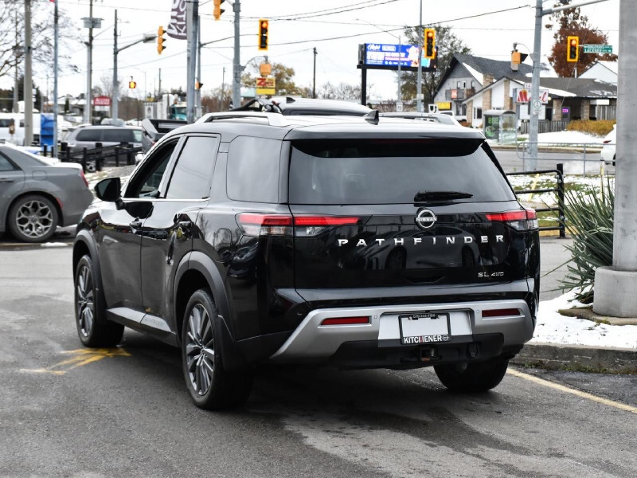 2024 Nissan Pathfinder SL Premium  Leather   Panoroof   Nav   Adaptive Cr Photo