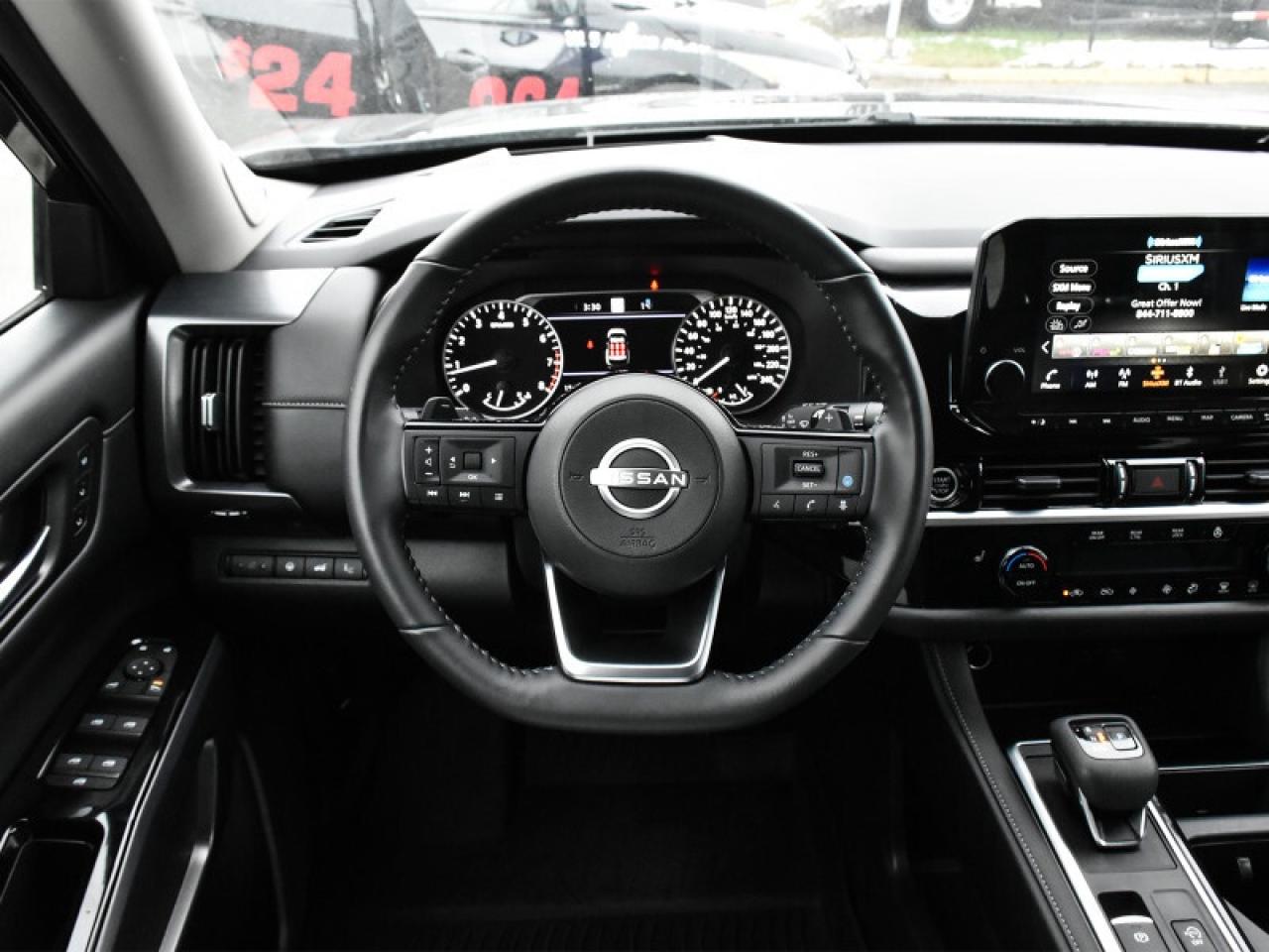 2024 Nissan Pathfinder SL Premium  Leather   Panoroof   Nav   Adaptive Cr Photo