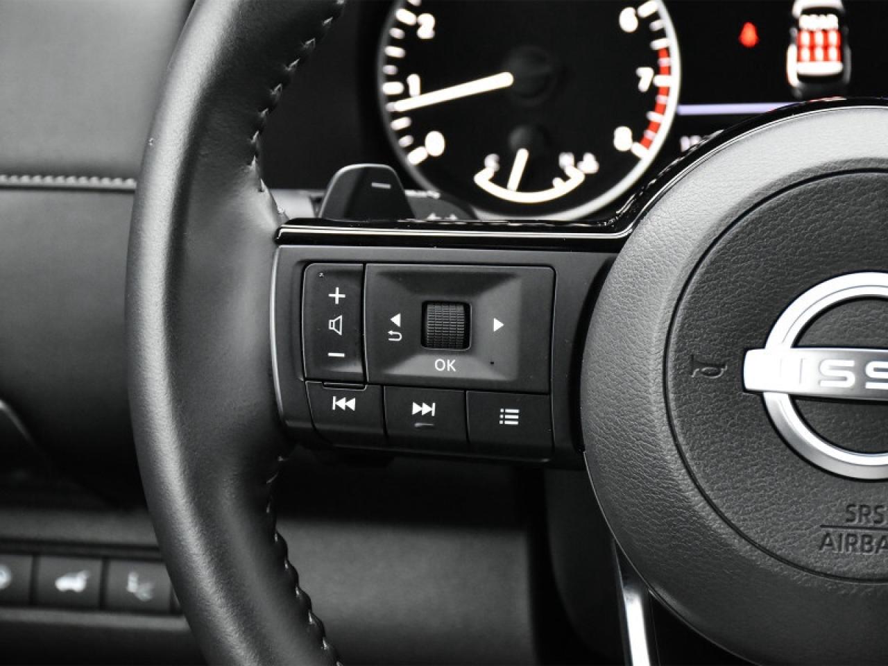 2024 Nissan Pathfinder SL Premium  Leather   Panoroof   Nav   Adaptive Cr Photo