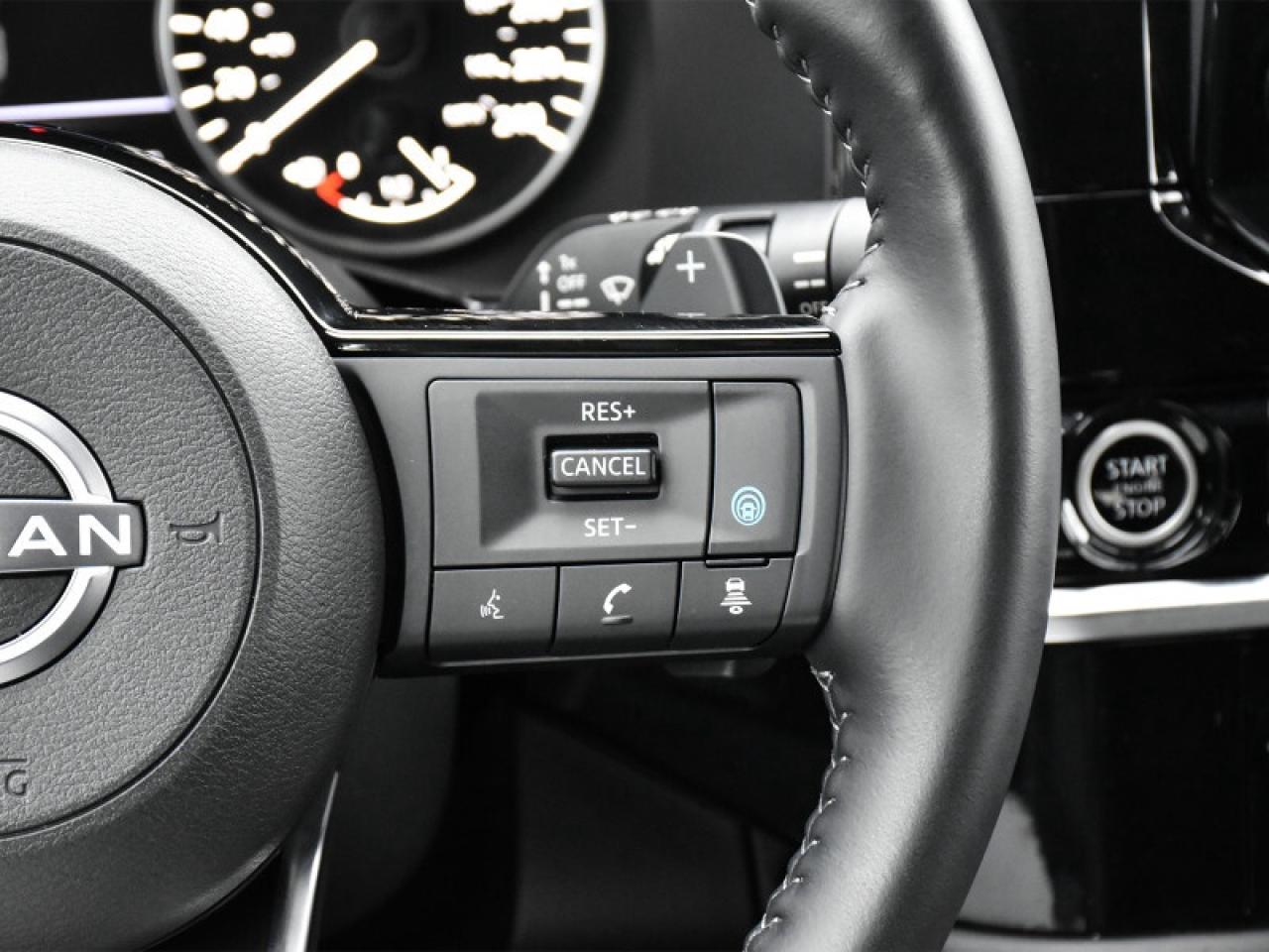 2024 Nissan Pathfinder SL Premium  Leather   Panoroof   Nav   Adaptive Cr Photo