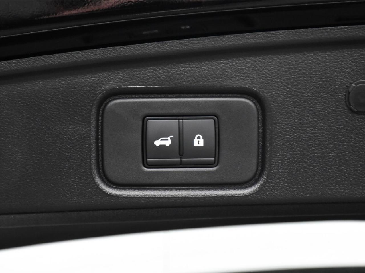 2024 Nissan Pathfinder SL Premium  Leather   Panoroof   Nav   Adaptive Cr Photo