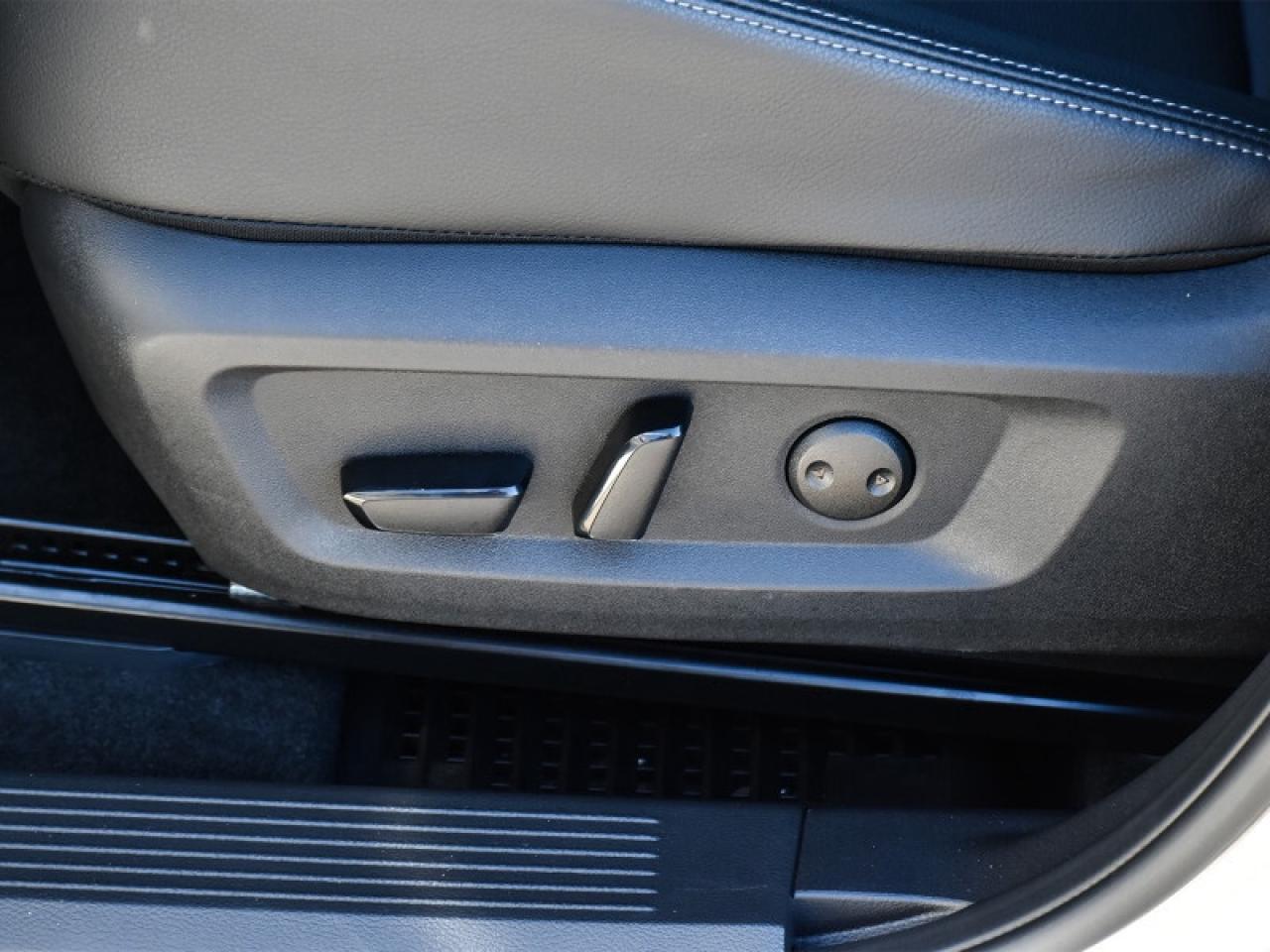 2024 Nissan Rogue SL AWD   Leather   Pano Roof   Nav   CarPlay   And Photo