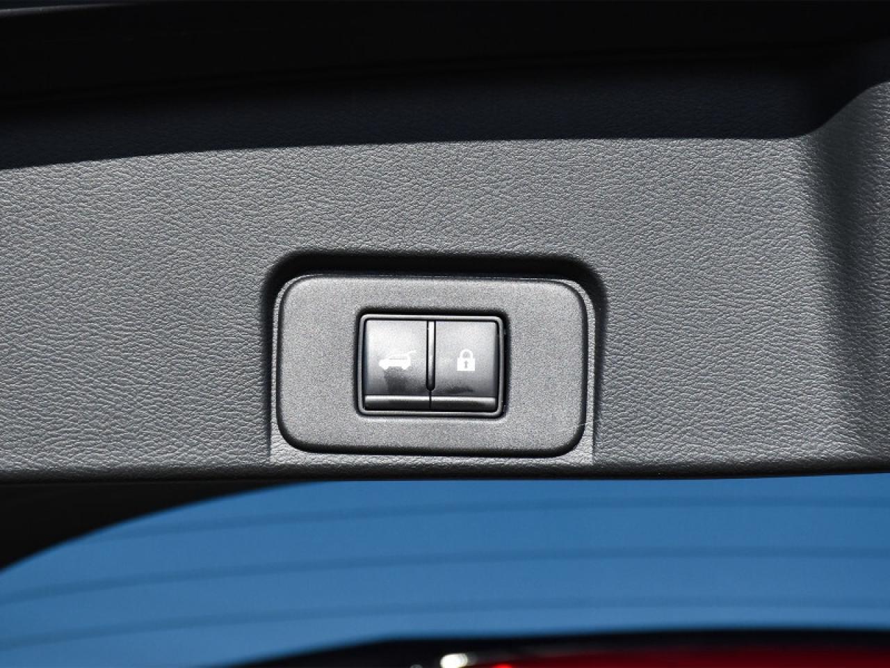 2024 Nissan Rogue SL Leather   Pano Roof   Nav   Adaptive Cruise   C Photo