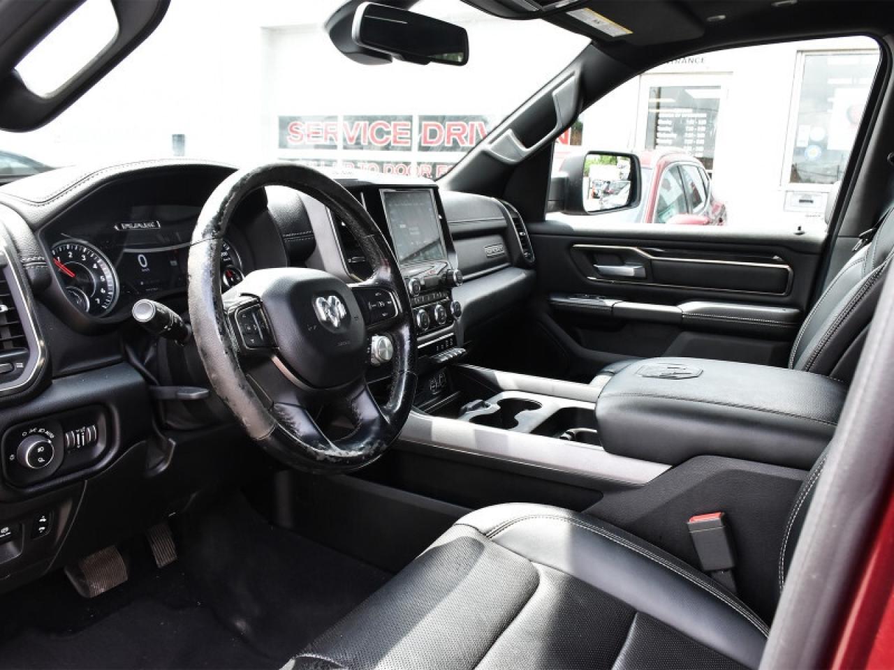 2019 RAM 1500 Sport 4WD-Leather  Panoroof   Nav   CarPlay   Andr Photo