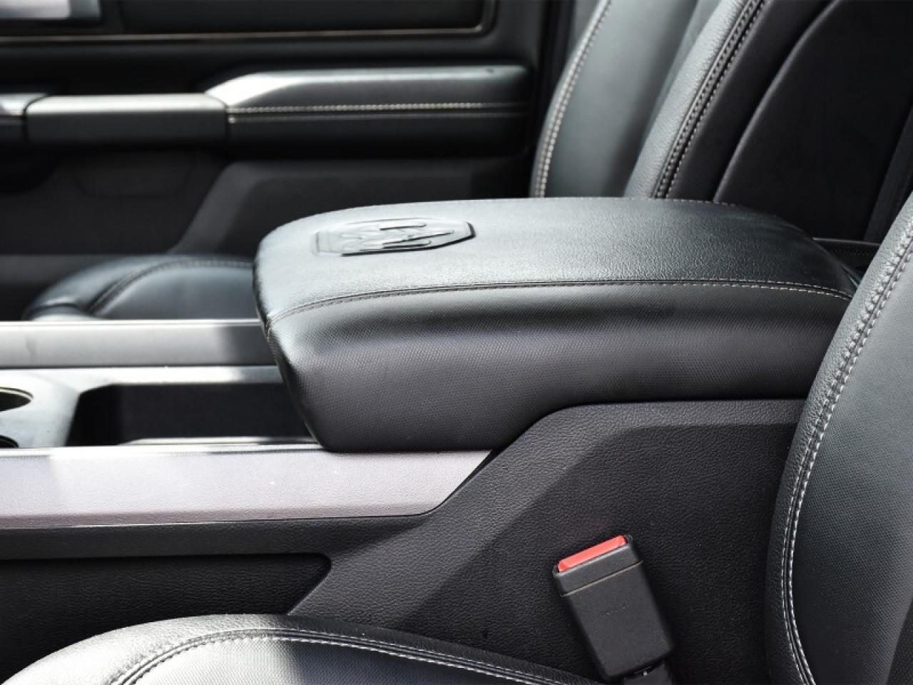 2019 RAM 1500 Sport 4WD-Leather  Panoroof   Nav   CarPlay   Andr Photo