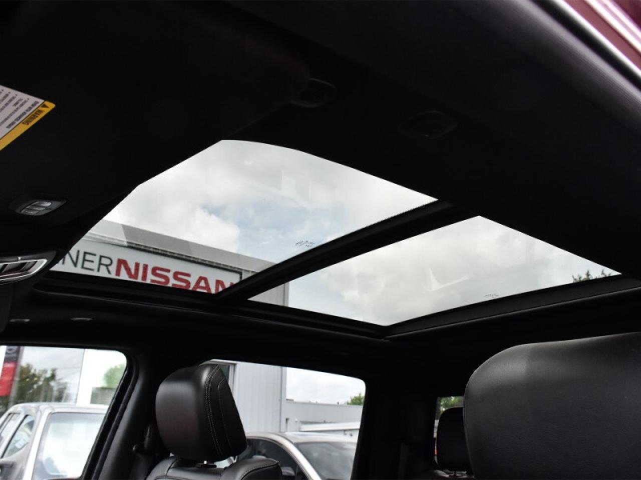 2019 RAM 1500 Sport 4WD-Leather  Panoroof   Nav   CarPlay   Andr Photo