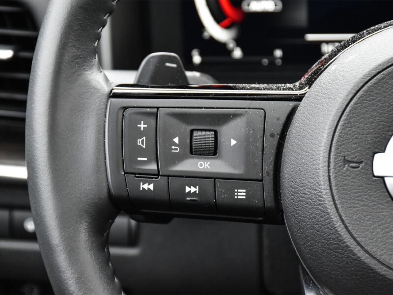 2024 Nissan Rogue Platinum AWD-Leather   Roof   Heads Up Display   3 Photo