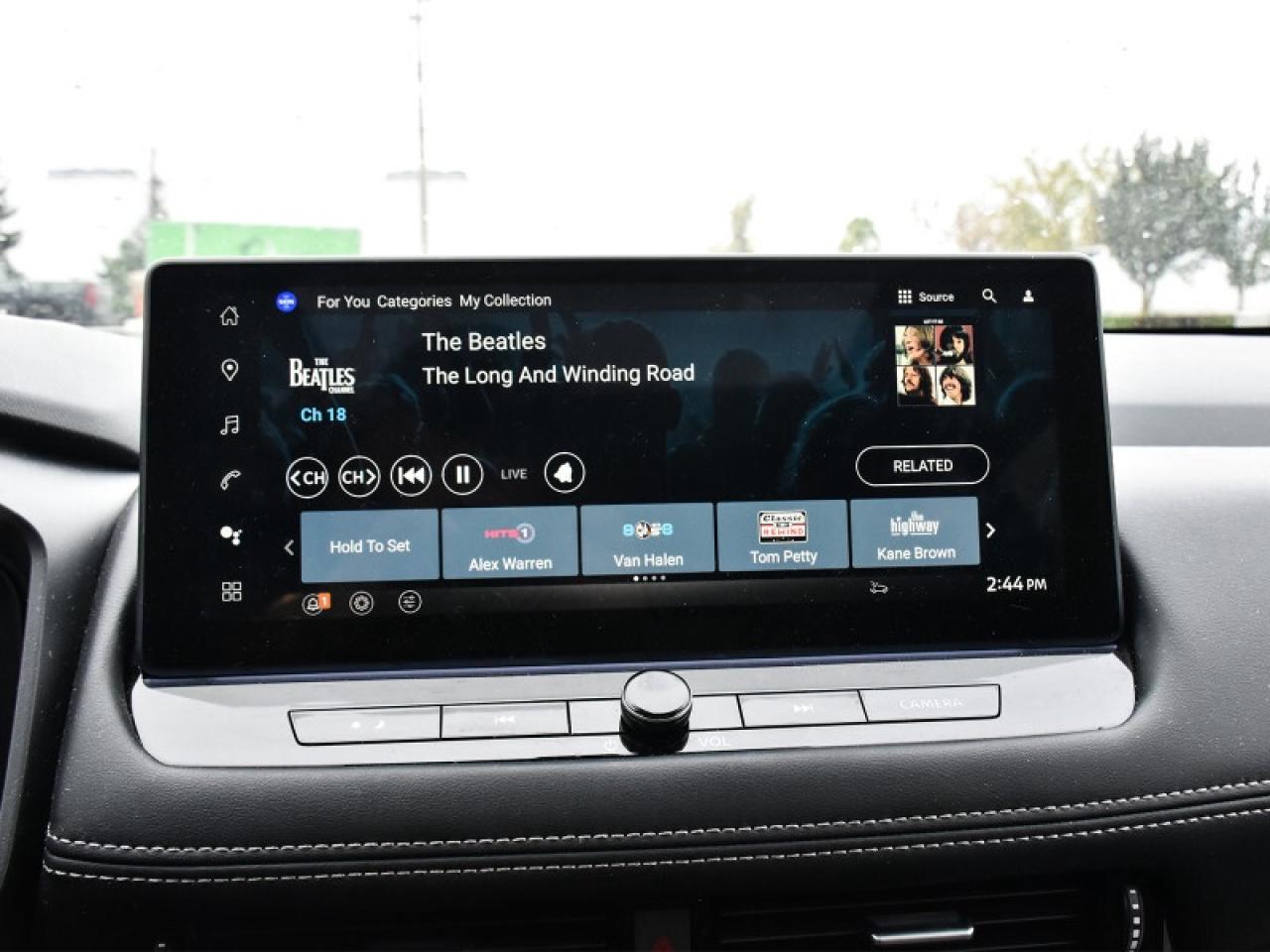 2024 Nissan Rogue Platinum AWD-Leather   Roof   Heads Up Display   3 Photo