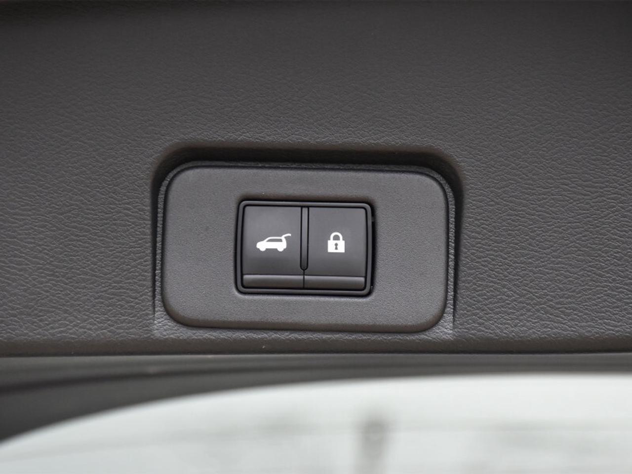 2024 Nissan Rogue Platinum AWD-Leather   Roof   Heads Up Display   3 Photo