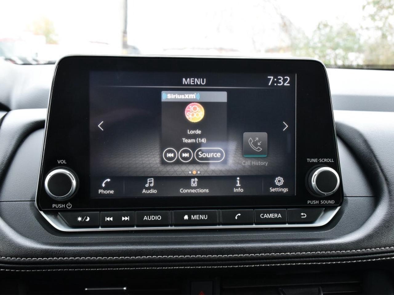 2024 Nissan Rogue S AWD   Heated Seats & Steering Wheel   Mobile Hot Photo