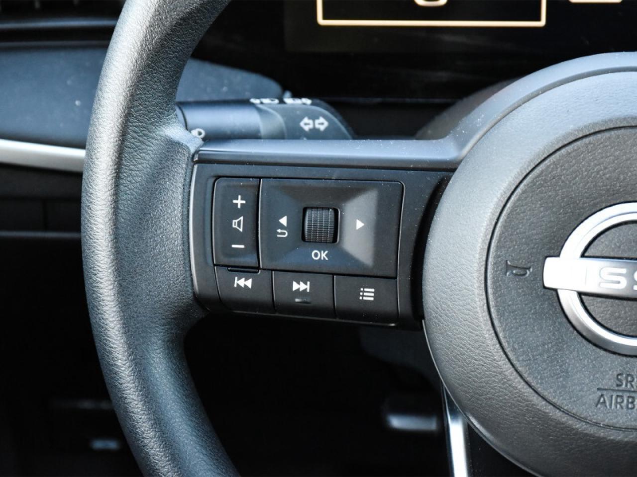 2025 Nissan Kicks S Heated Seats   Blind Spot Detection   Apple CarP Photo