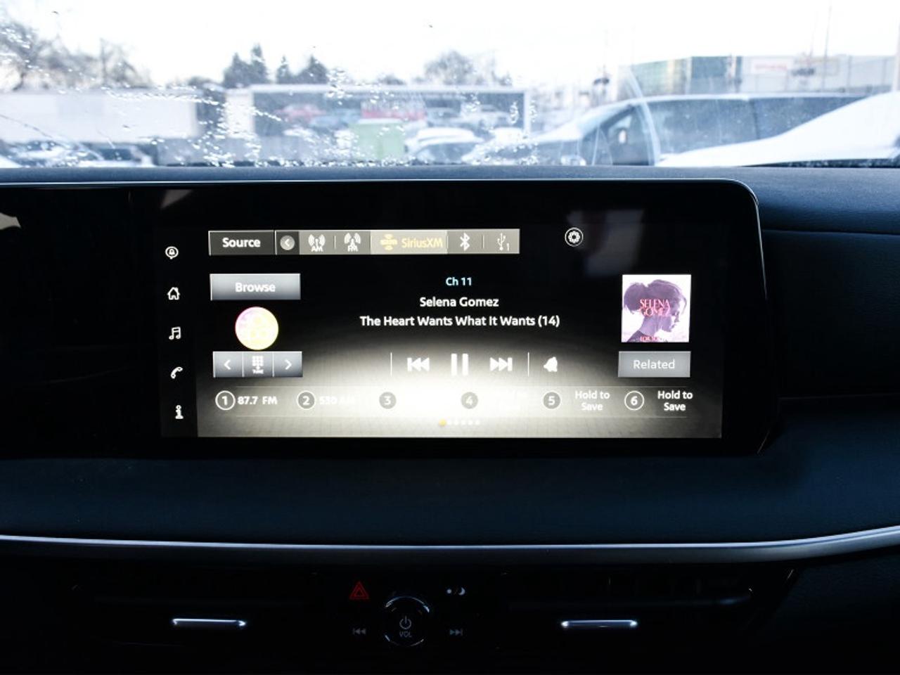 2025 Nissan Kicks S Heated Seats   Blind Spot Detection   Apple CarP Photo