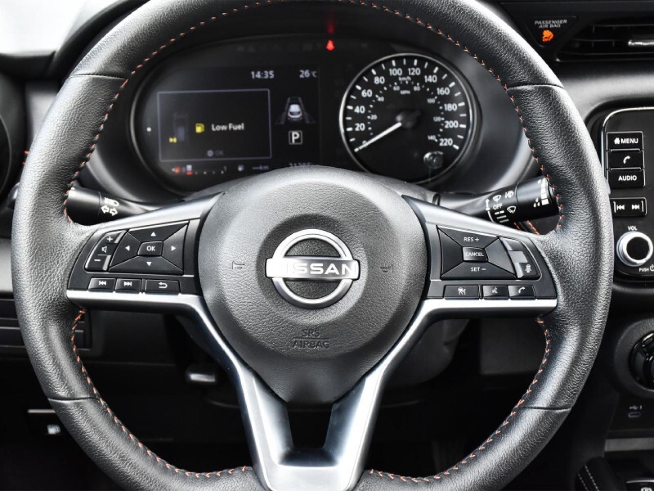 2024 Nissan Kicks SR Premium-Leather  Camera  Heated Seats! Photo