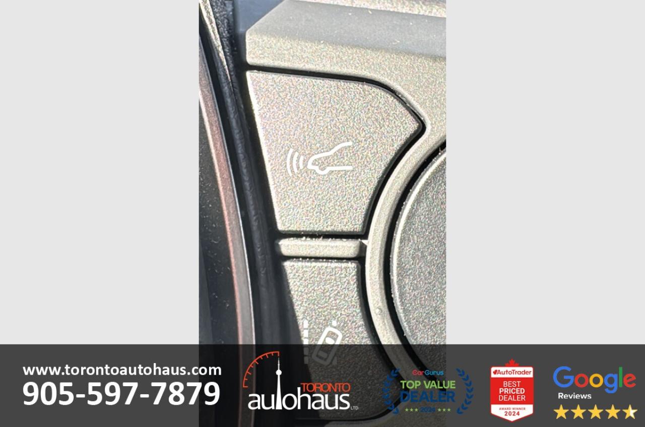 2020 Toyota Corolla XSE Photo