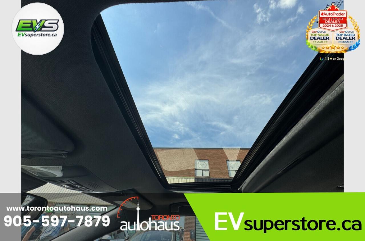 2020 Toyota Corolla XSE Photo