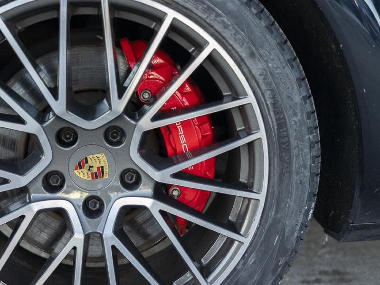 2023 Porsche Cayenne GTS Blue Photo