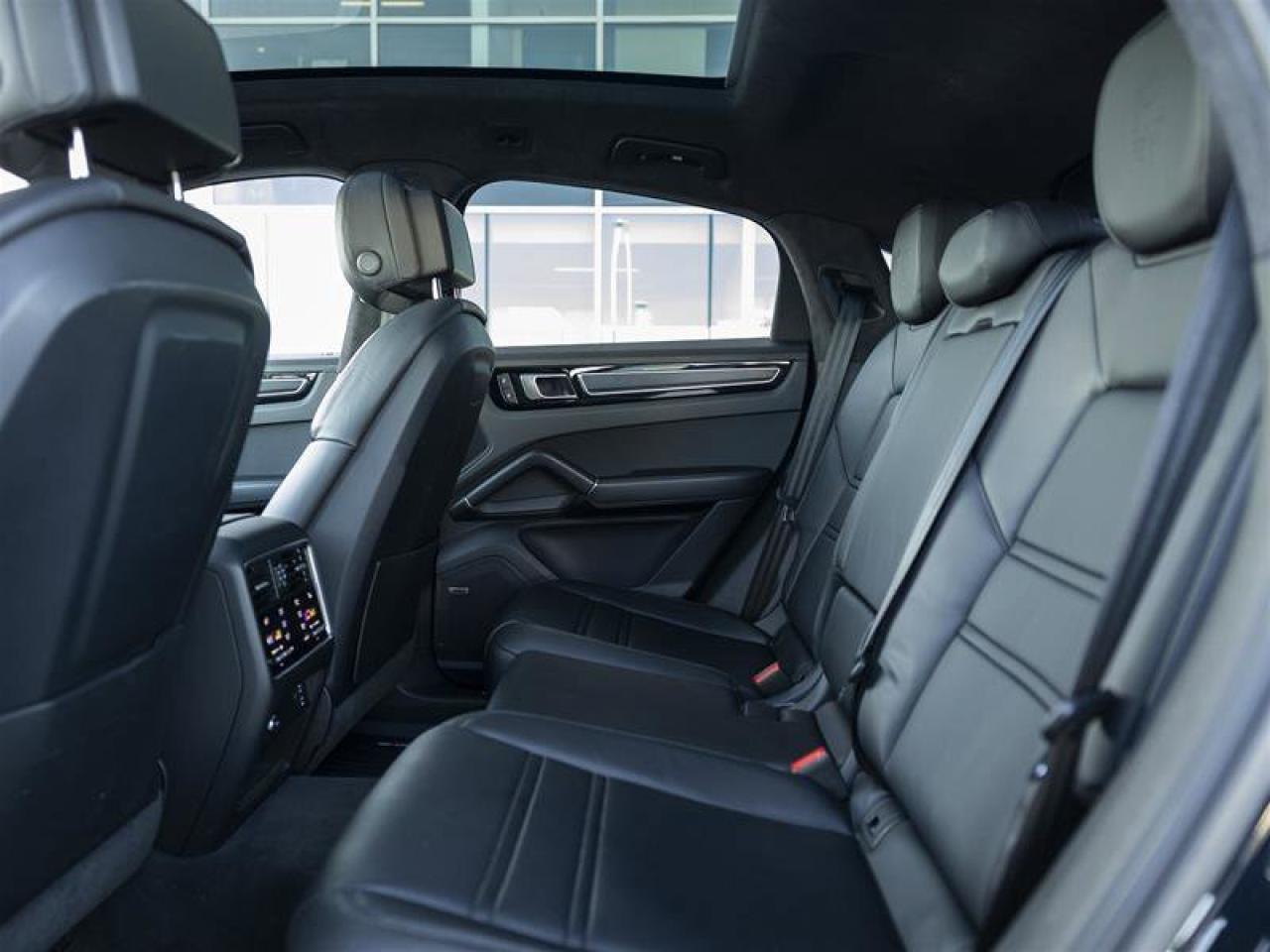 2023 Porsche Cayenne GTS Blue Photo