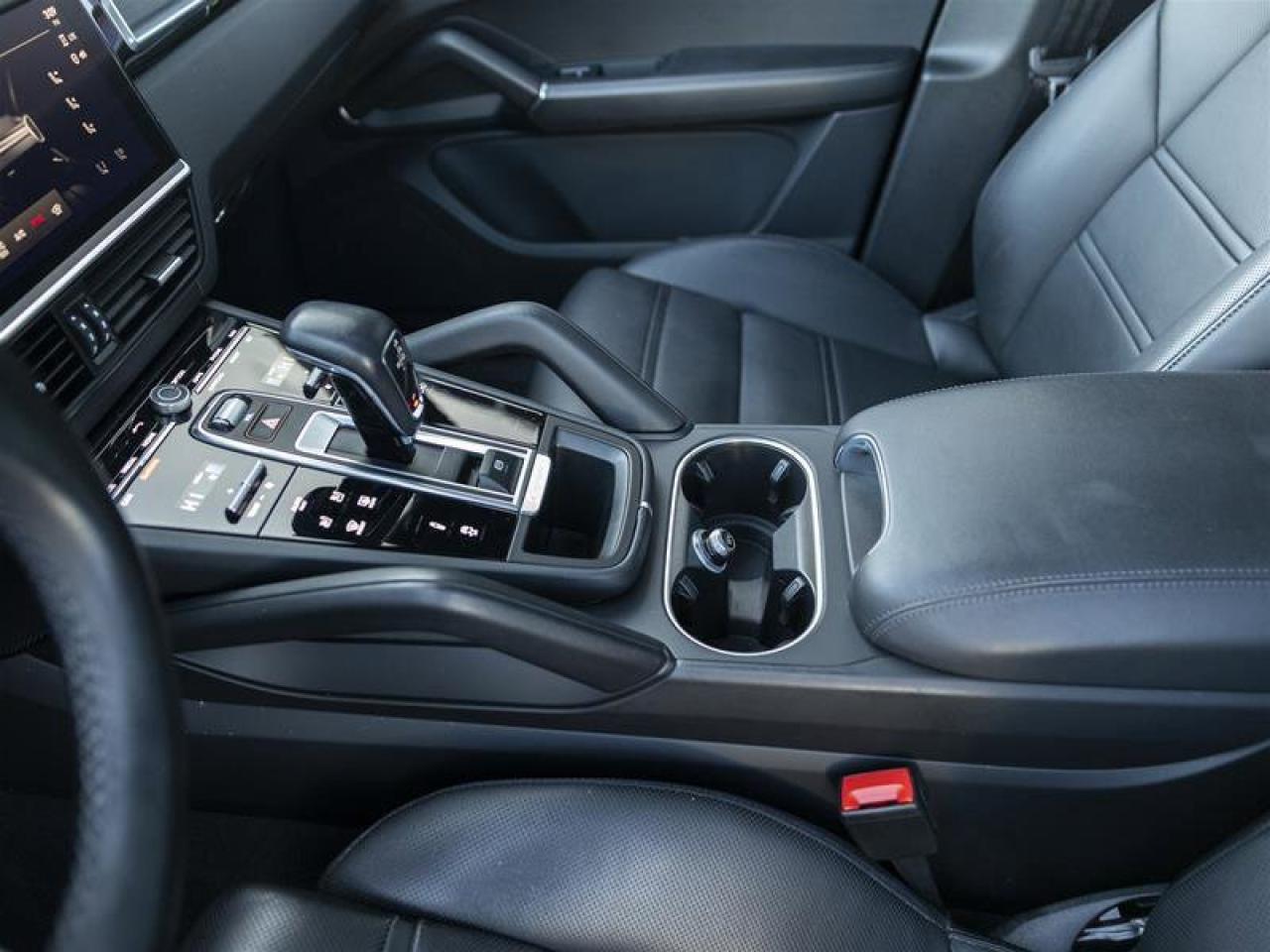 2023 Porsche Cayenne GTS Blue Photo