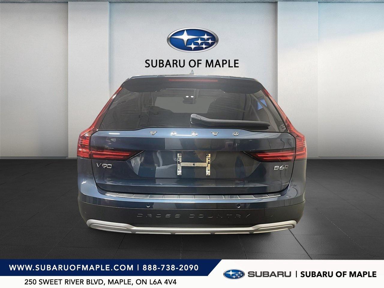 2023 Volvo V90 Cross Country B6 AWD Plus Photo