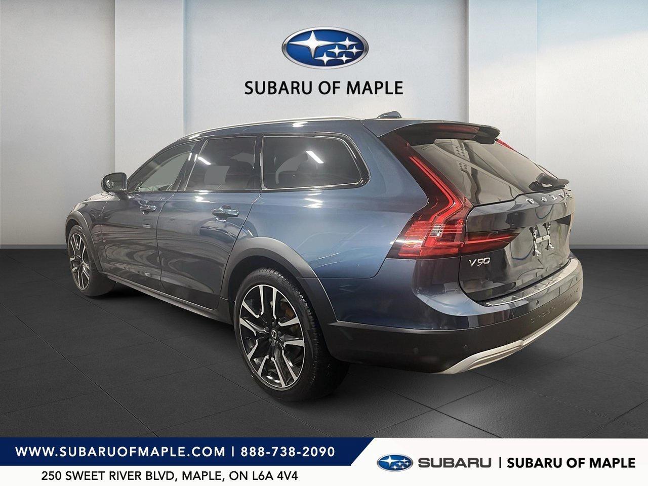 2023 Volvo V90 Cross Country B6 AWD Plus Photo3