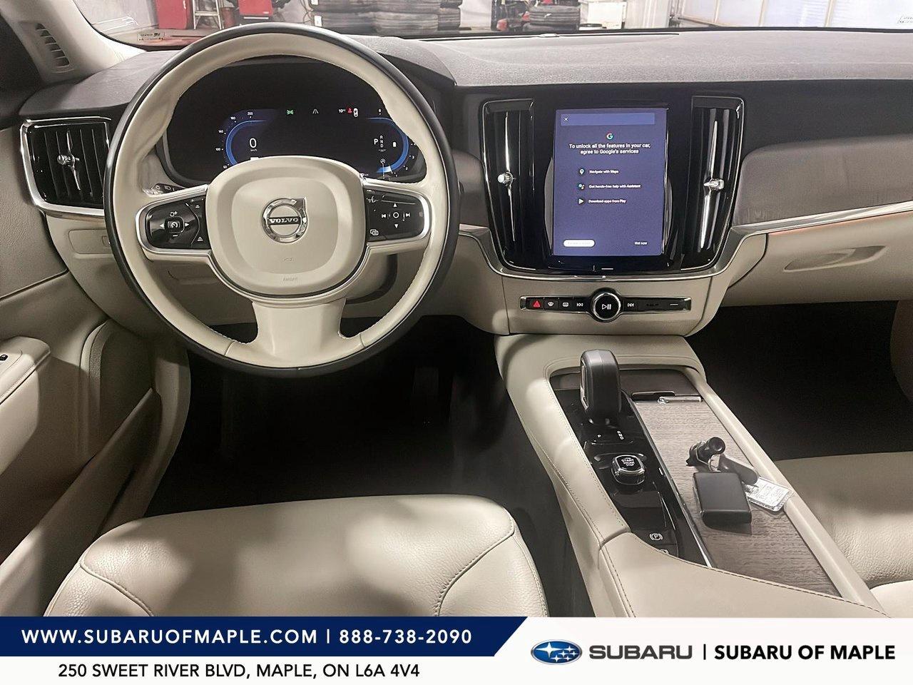 2023 Volvo V90 Cross Country B6 AWD Plus Photo