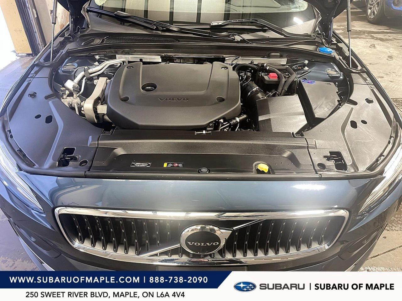 2023 Volvo V90 Cross Country B6 AWD Plus Photo