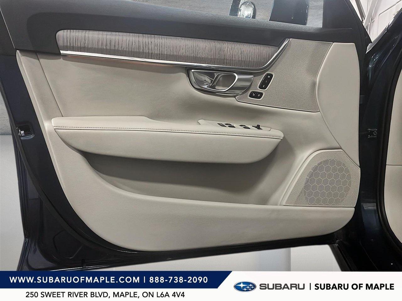 2023 Volvo V90 Cross Country B6 AWD Plus Photo