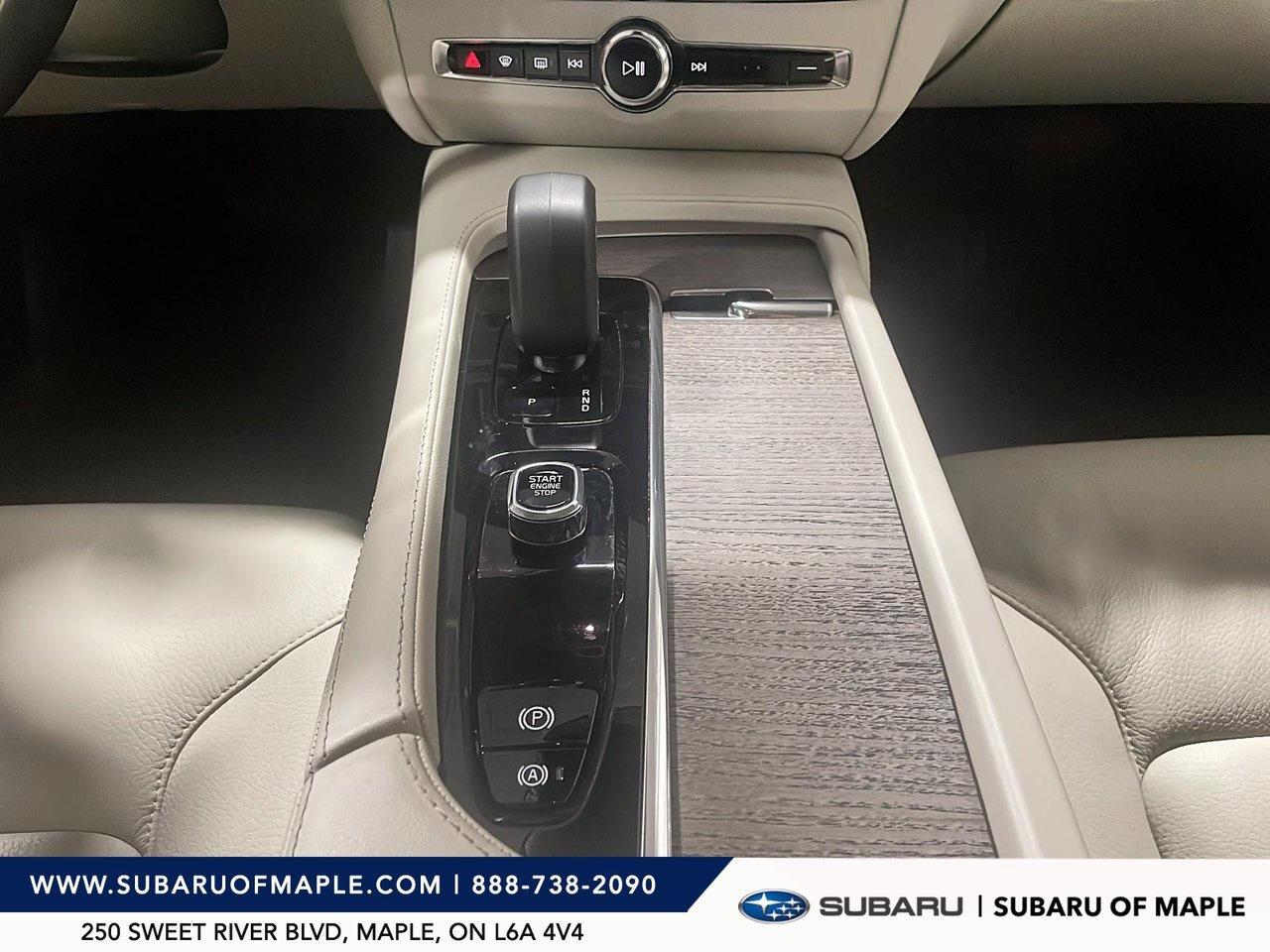 2023 Volvo V90 Cross Country B6 AWD Plus Photo