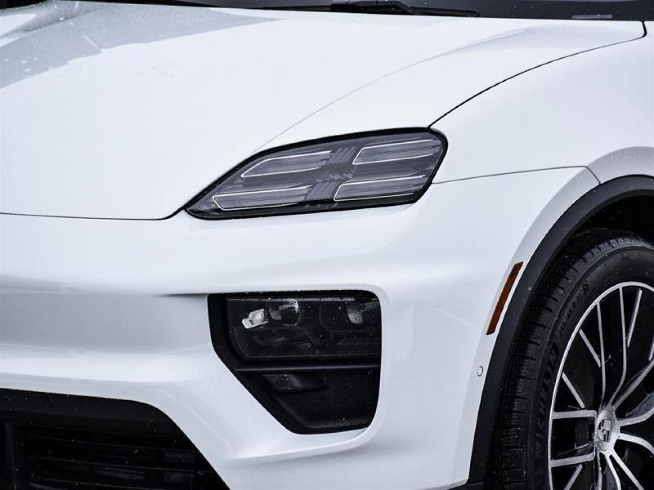 2025 Porsche Macan Electric White Photo