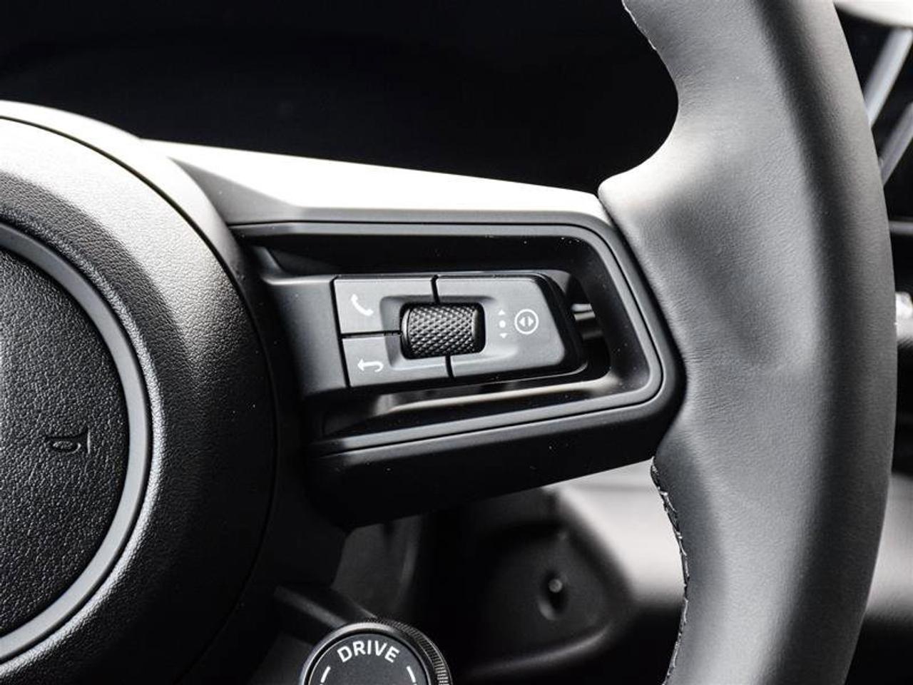 2025 Porsche Macan Electric White Photo